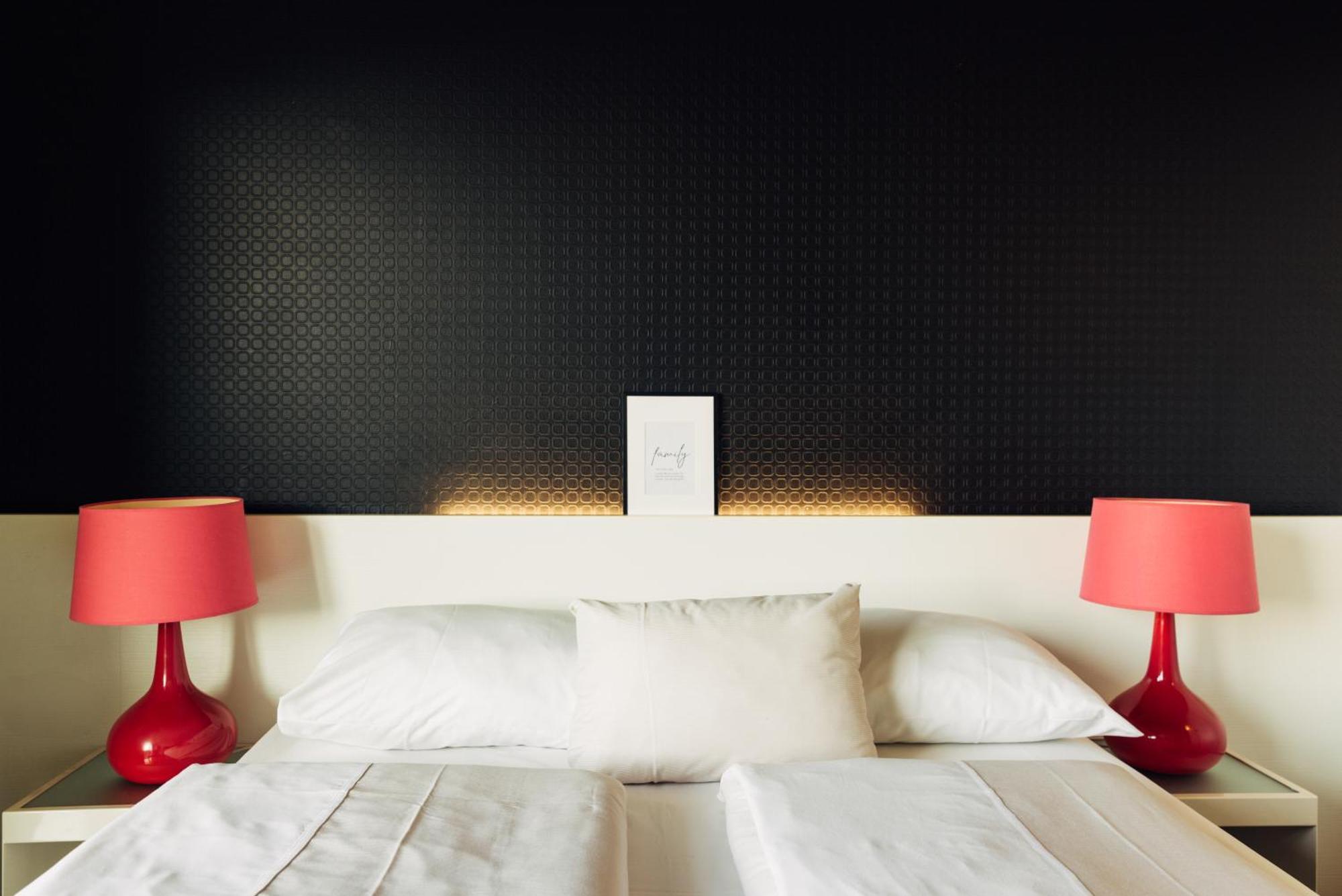 Harry'S Home Hart Bei Graz Hotel & Apartments Exterior photo